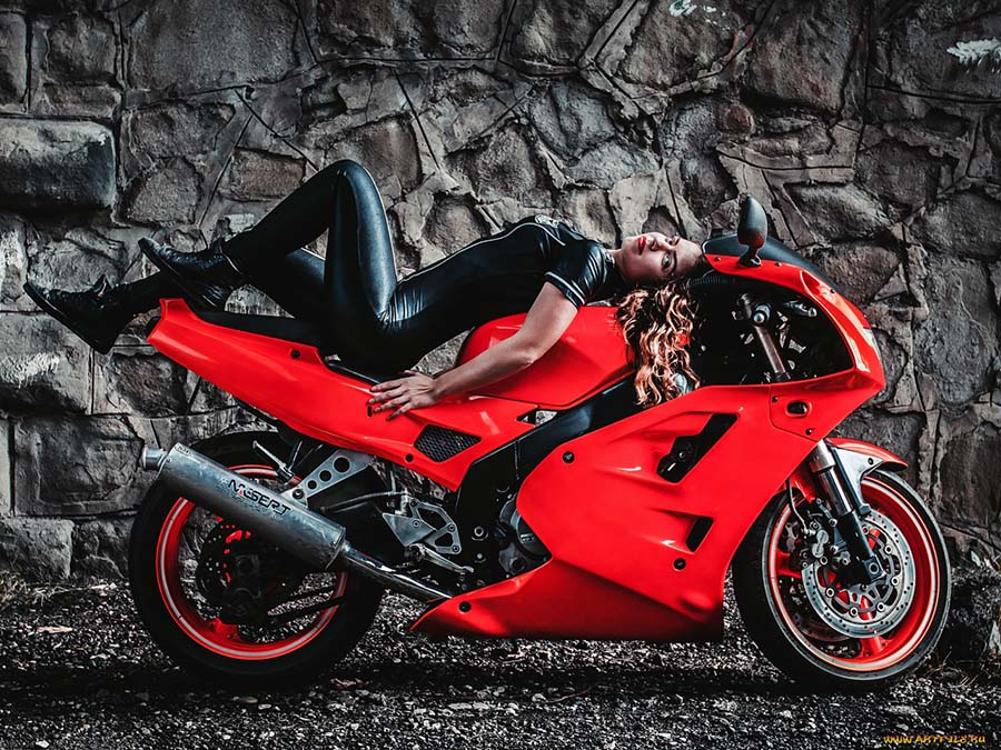 Beautiful girl Beautiful girls and motorcycles in Hiroshima